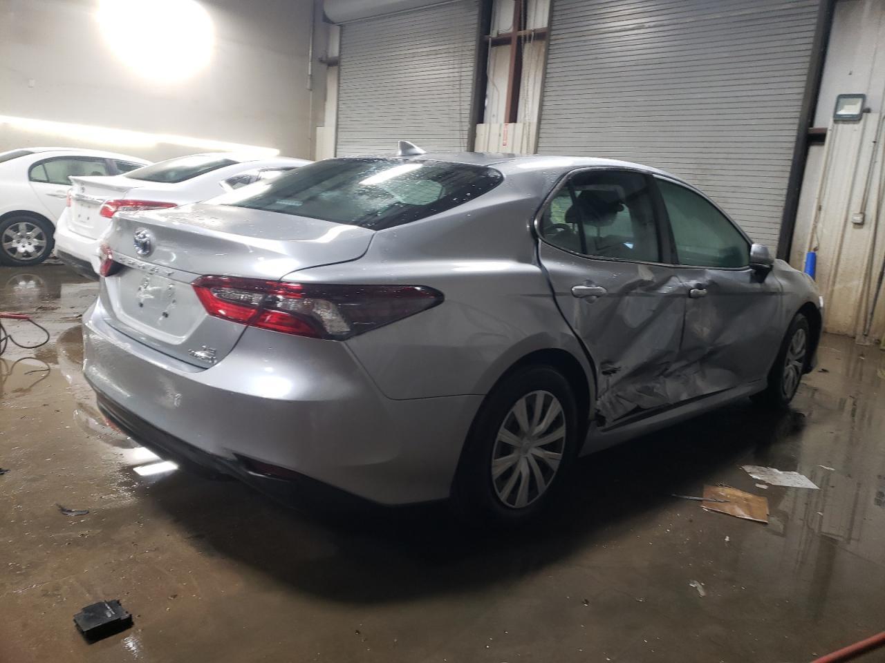 2024 TOYOTA CAMRY LE - Image 3