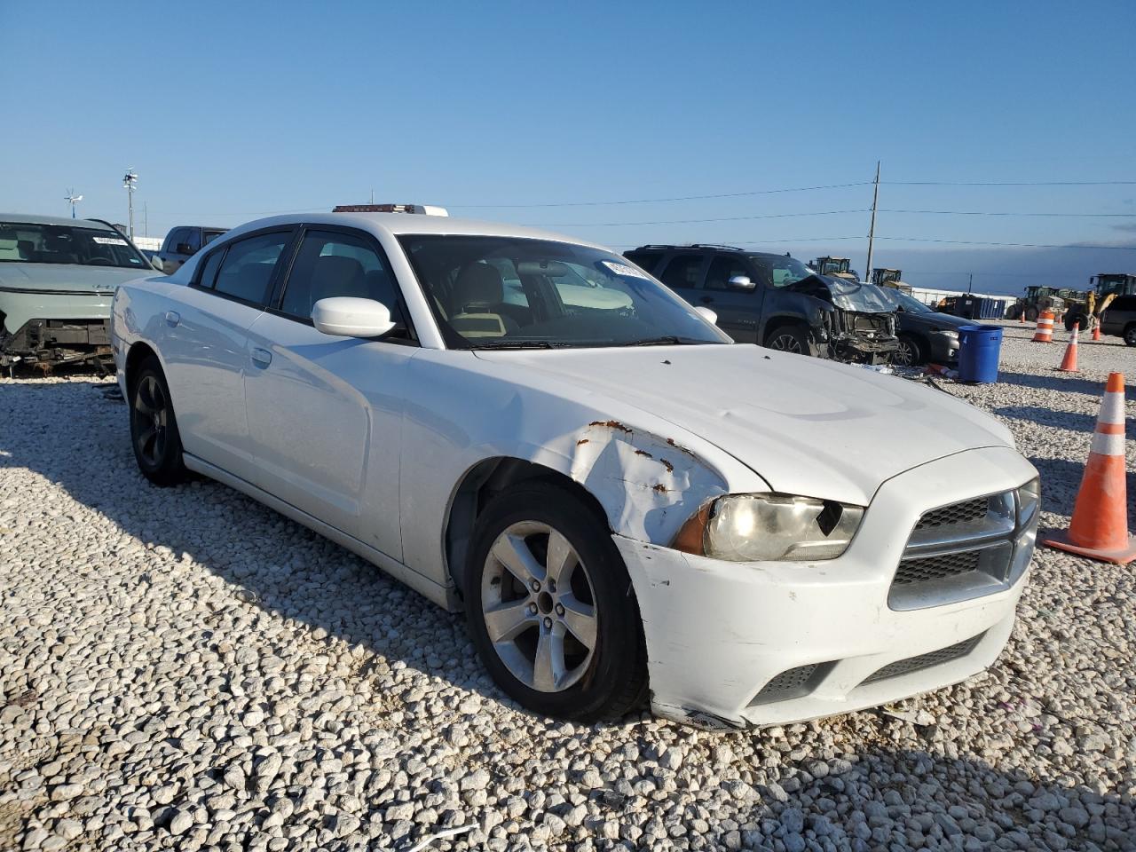 2013 DODGE CHARGER SE - Фото 4
