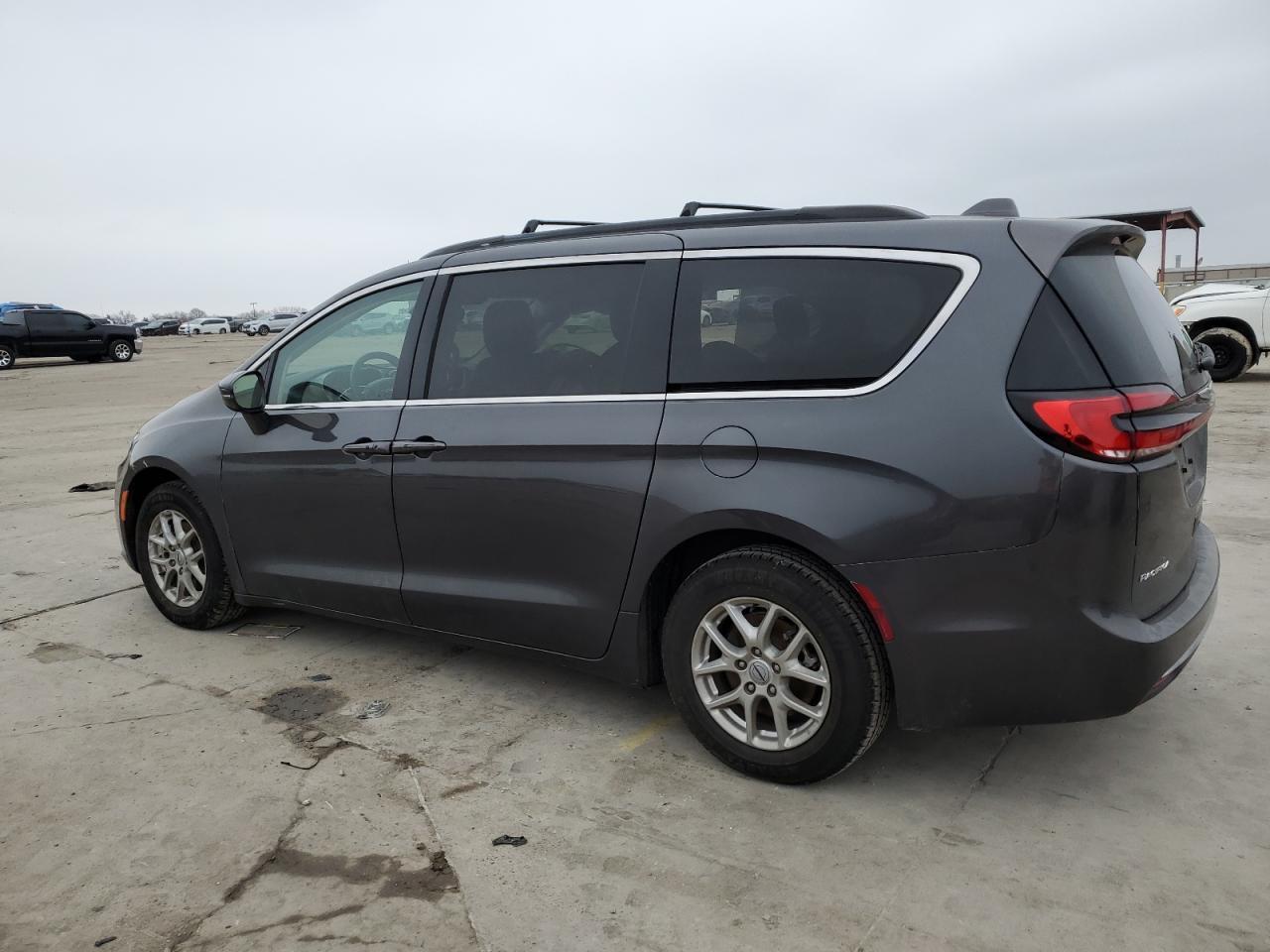 2022 CHRYSLER PACIFICA T - Image 2
