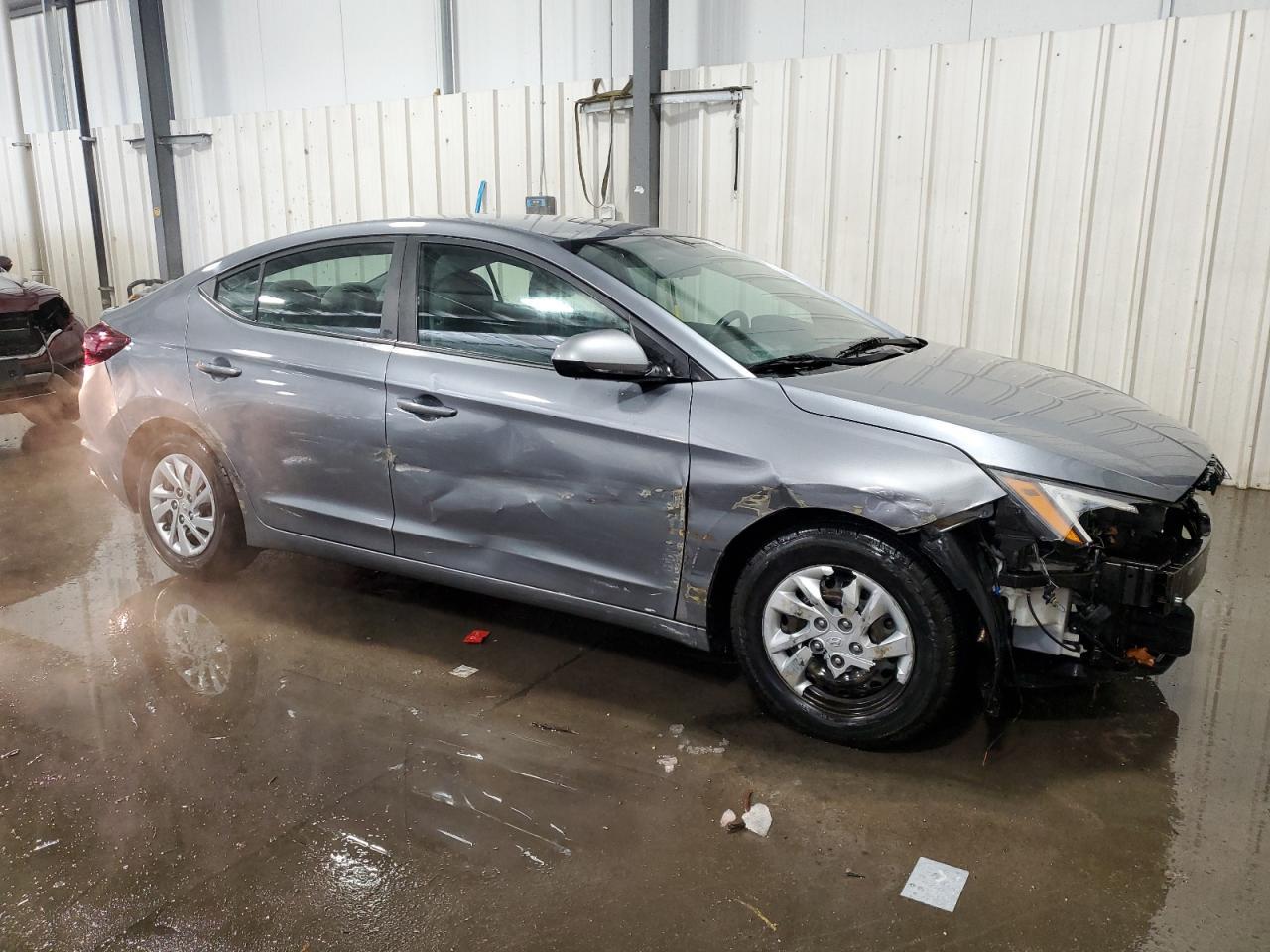 2019 HYUNDAI ELANTRA SE - Фото 4