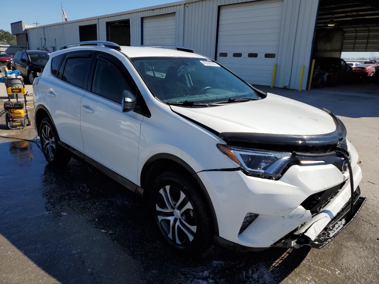 2016 TOYOTA RAV4 LE - Image 4