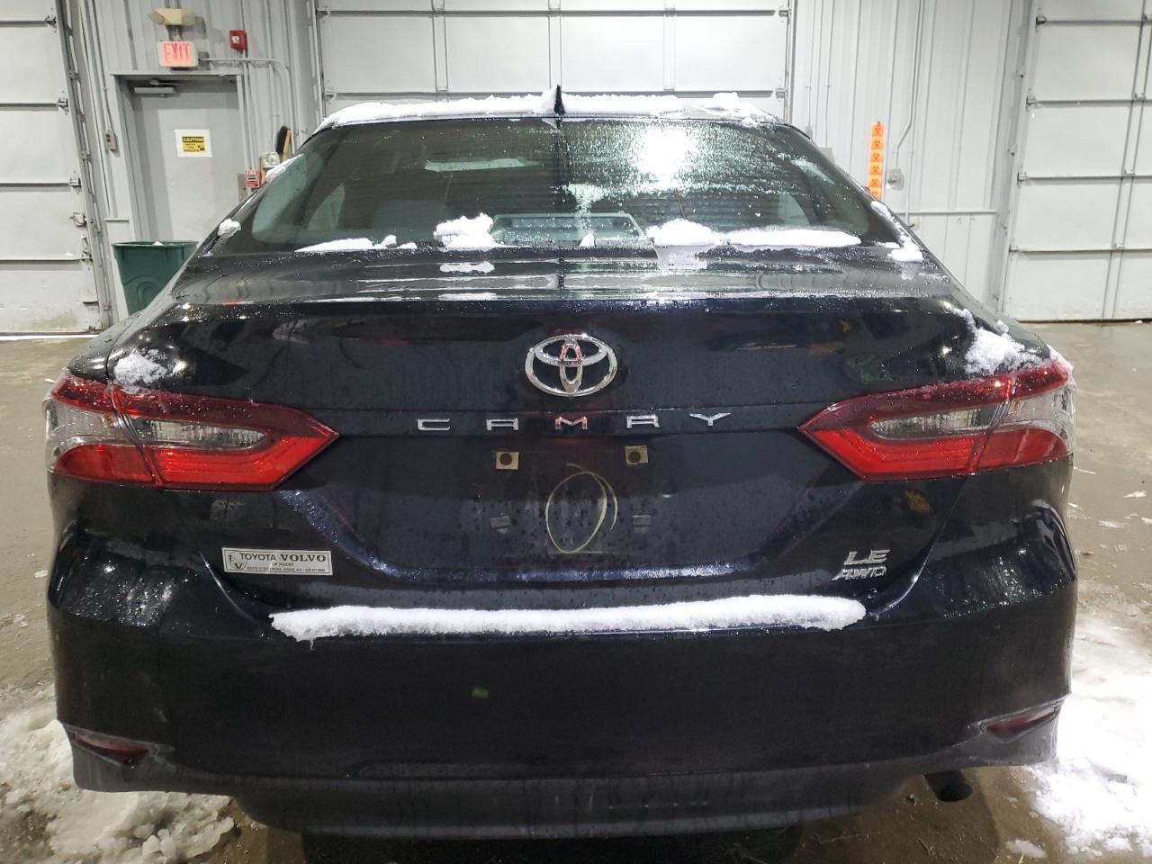 2023 TOYOTA CAMRY LE - Фото 6