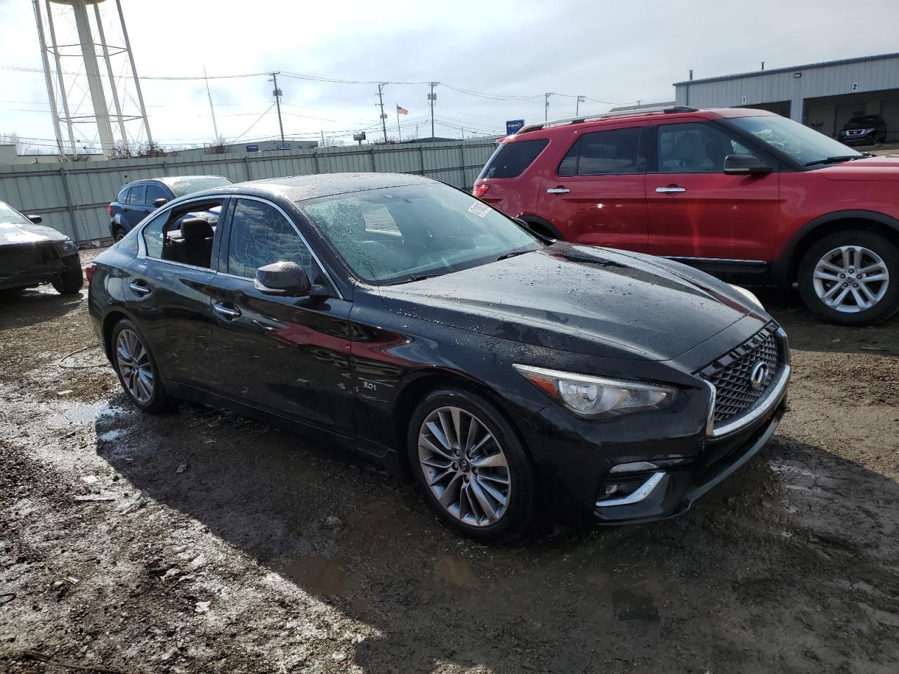 2018 INFINITI Q50 LUXE - Image 4