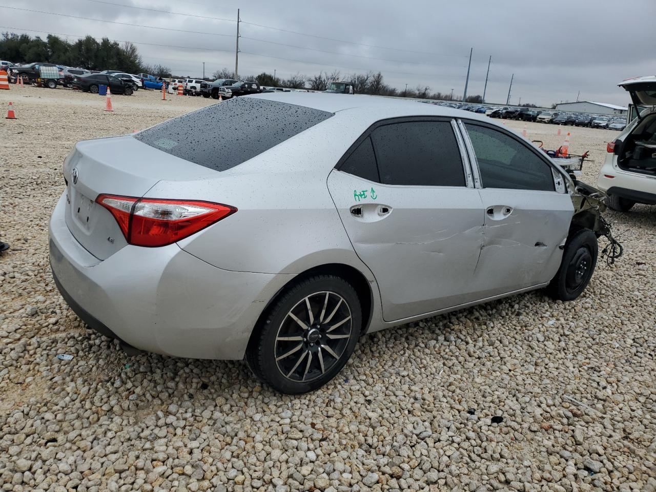 2014 TOYOTA COROLLA L - Image 3