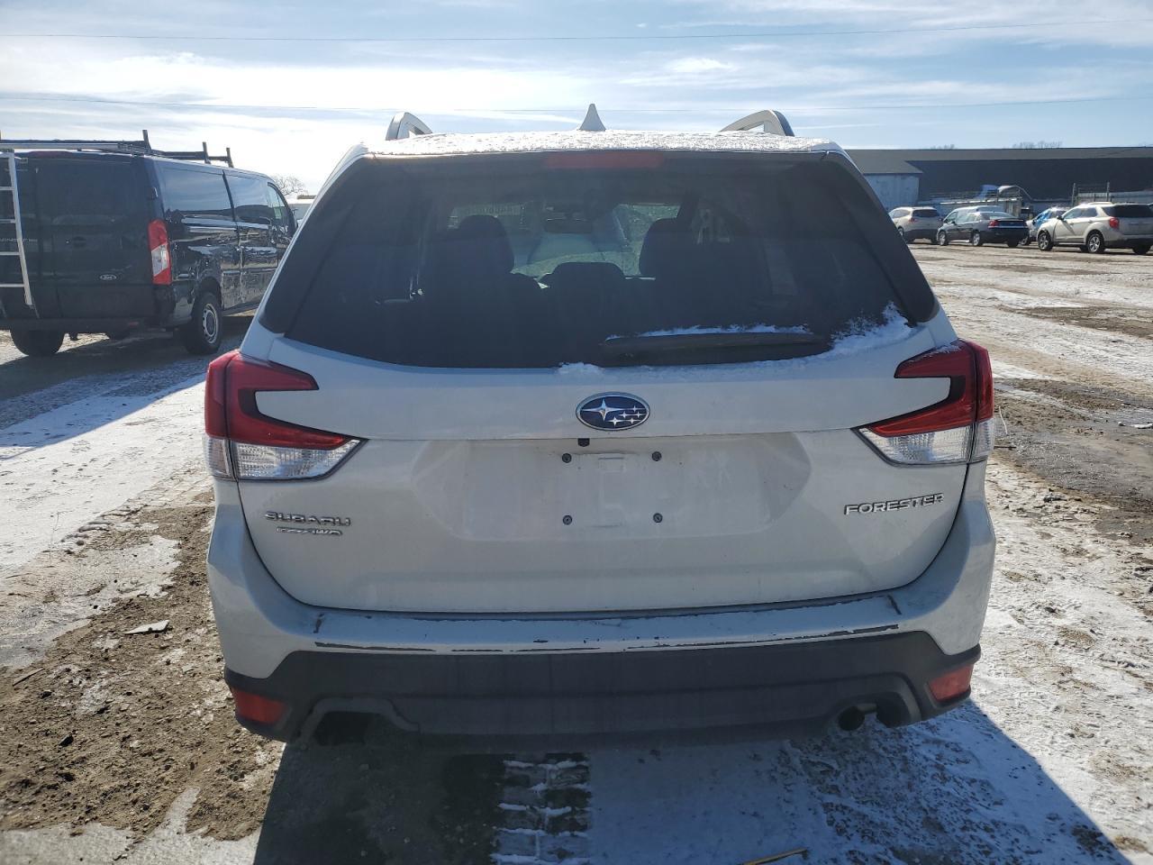 2021 SUBARU FORESTER P - Фото 6