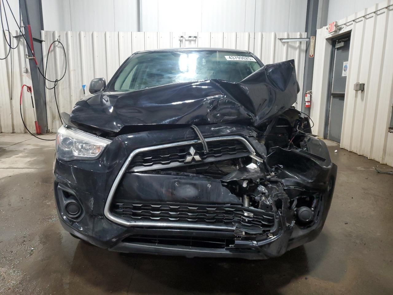 2015 MITSUBISHI OUTLANDER - Фото 5