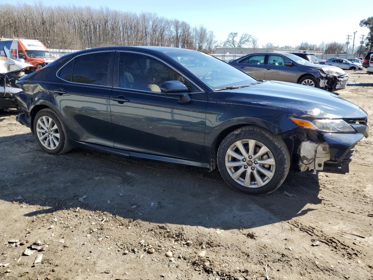 2018 TOYOTA CAMRY L - Image 4