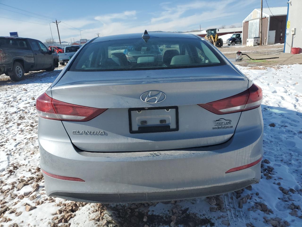 2017 HYUNDAI ELANTRA SE - Фото 6