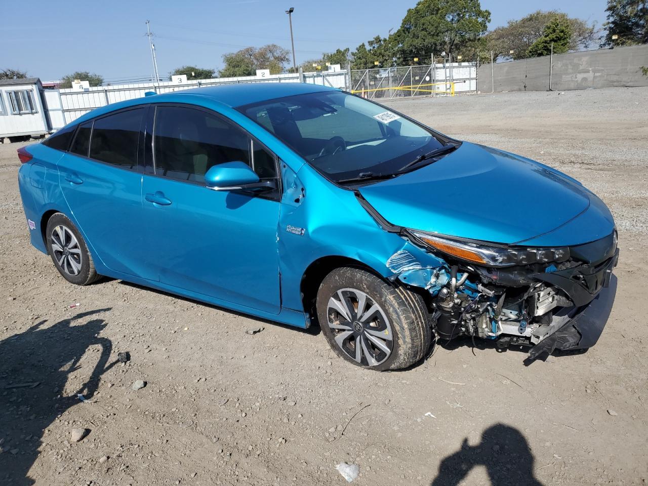 2018 TOYOTA PRIUS PRIM - Image 4