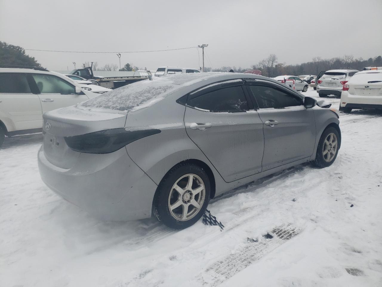 2013 HYUNDAI ELANTRA GL - Image 3