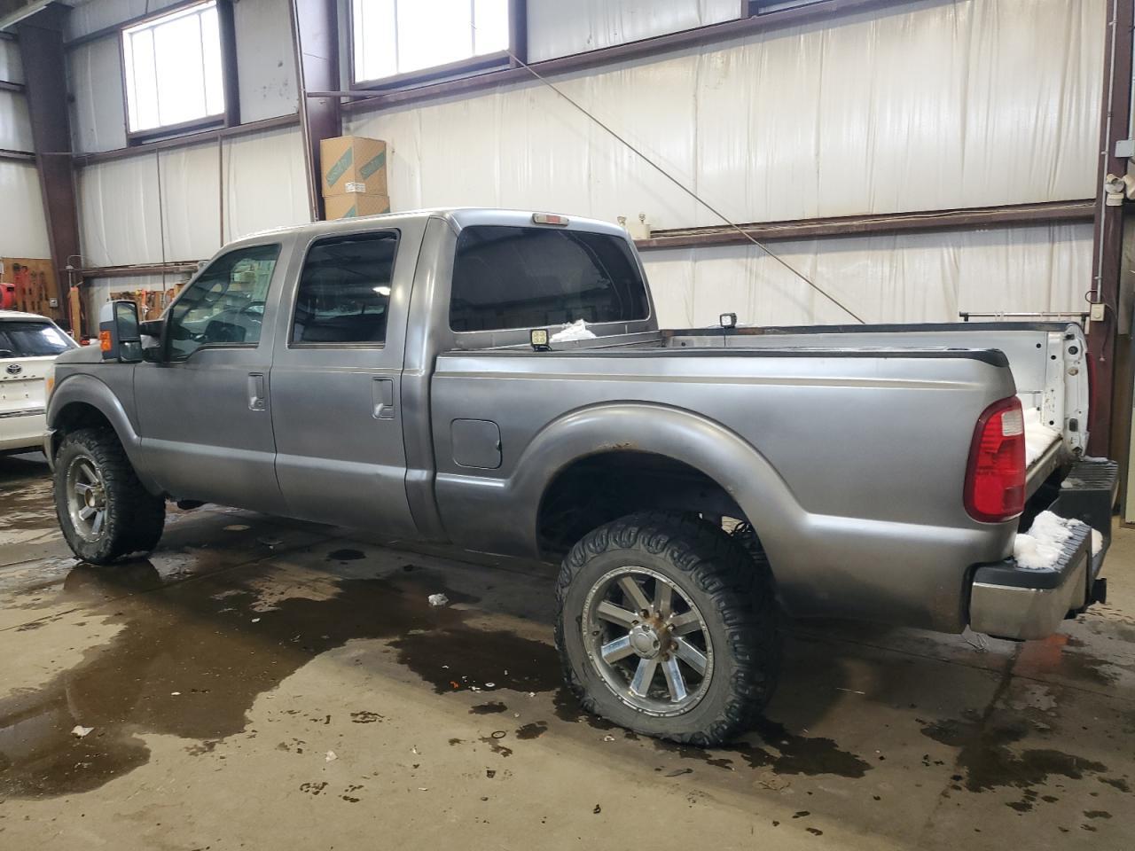 2011 FORD F350 SUPER - Image 2