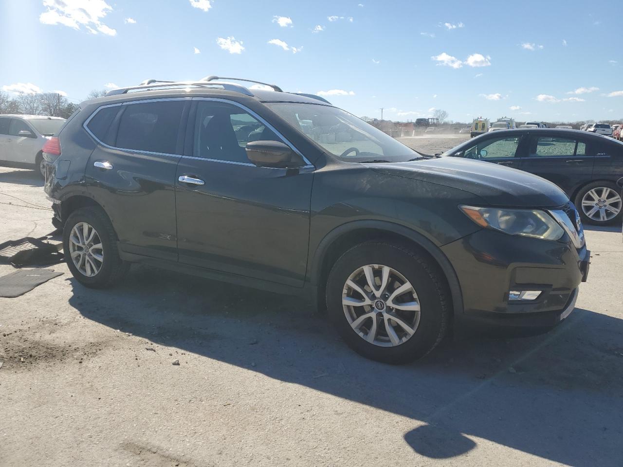 2017 NISSAN ROGUE S - Фото 4