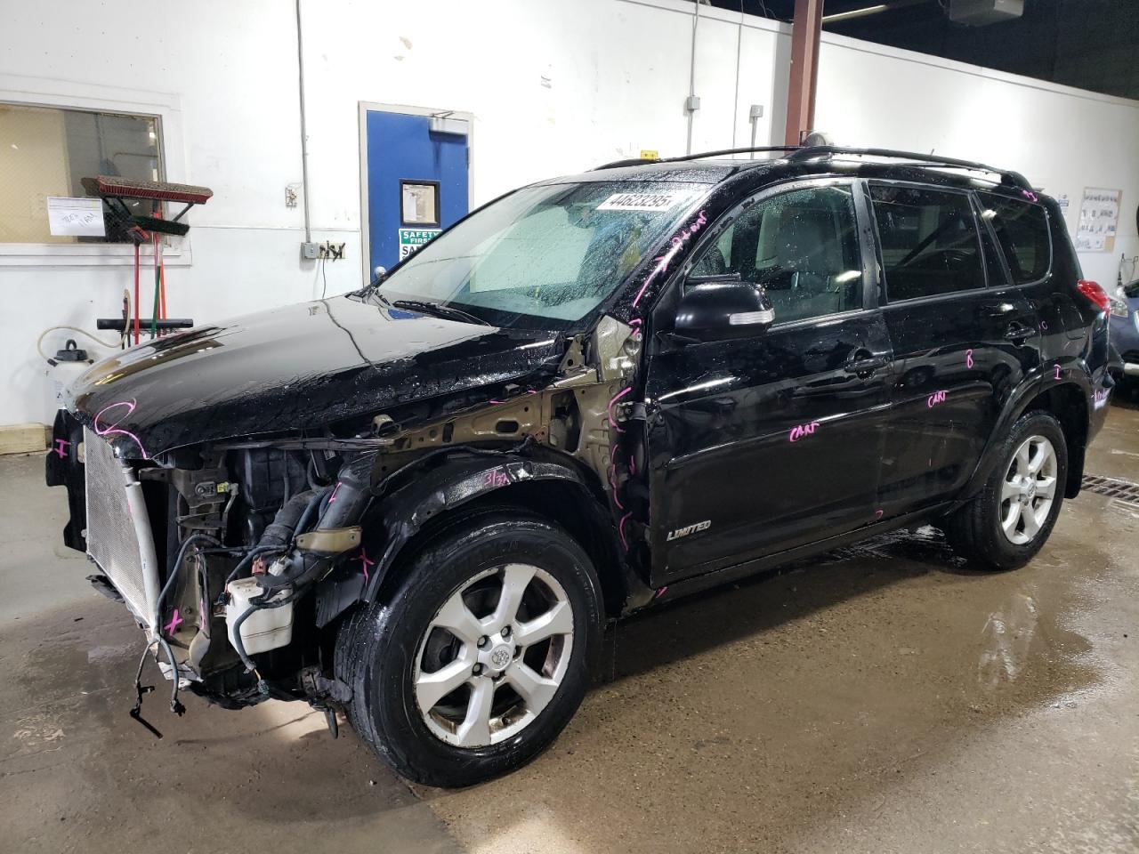 2011 TOYOTA RAV4 LIMIT