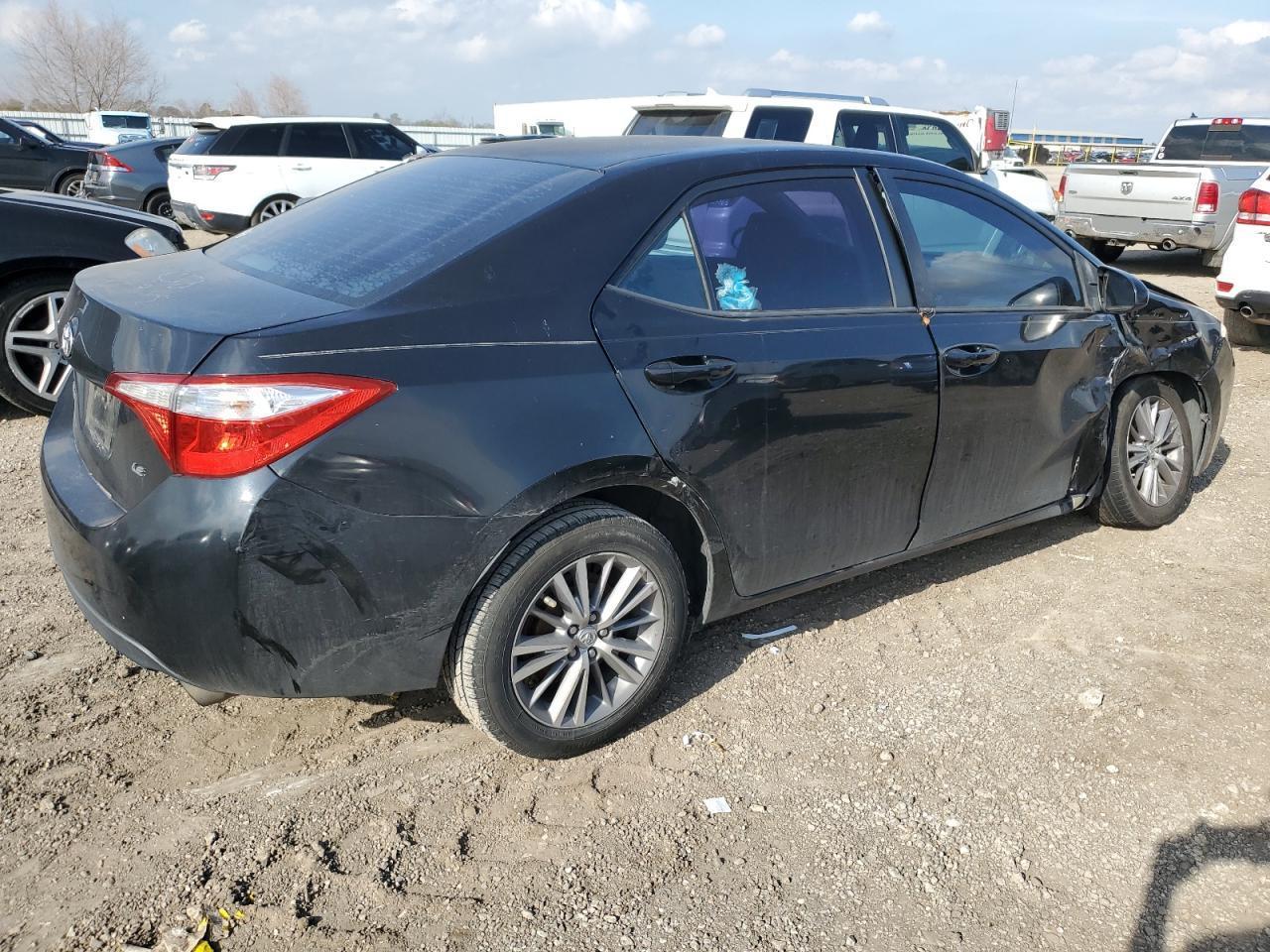 2015 TOYOTA COROLLA L - Фото 3