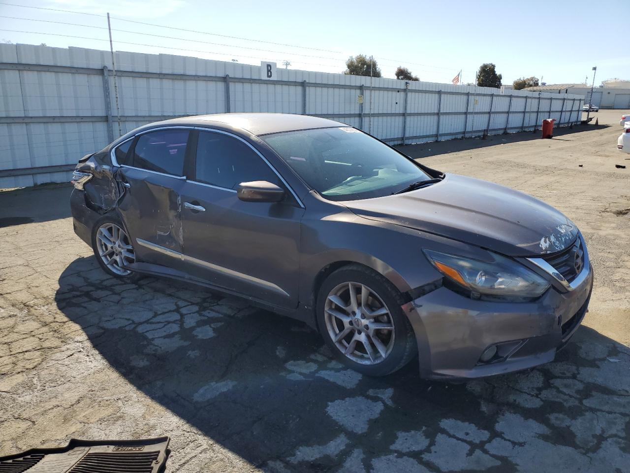 2016 NISSAN ALTIMA 2.5 - Image 4