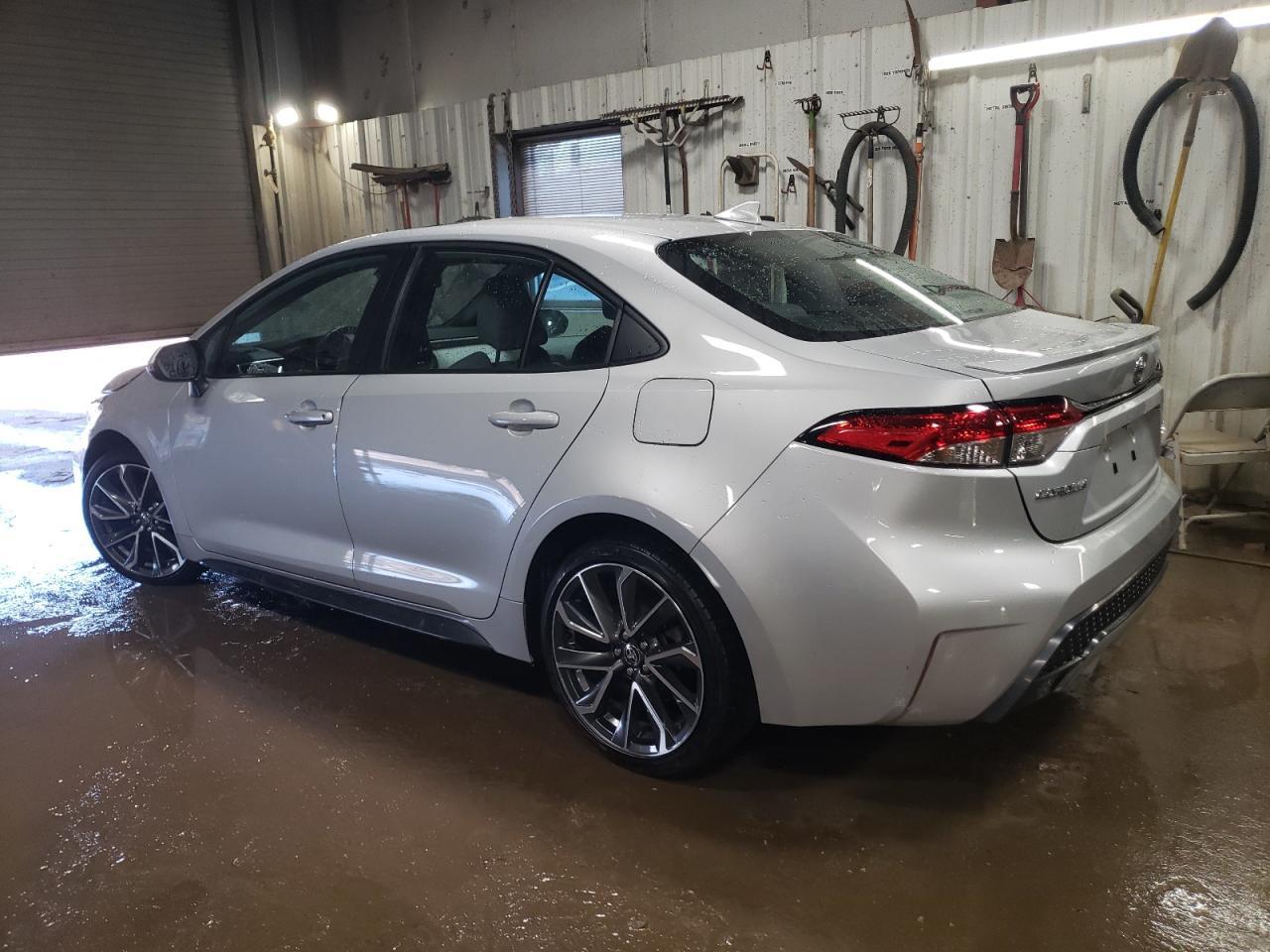 2022 TOYOTA COROLLA SE - Фото 2