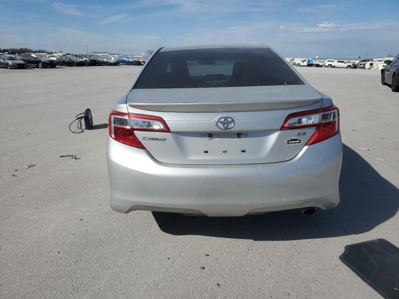 2014 TOYOTA CAMRY L - Image 6
