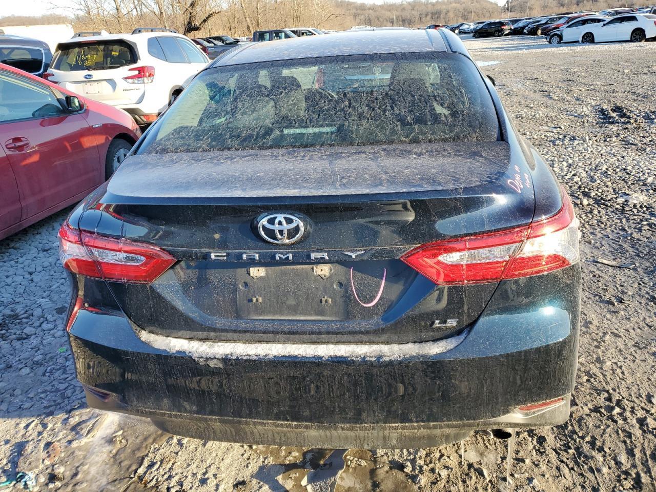 2018 TOYOTA CAMRY L - Фото 6