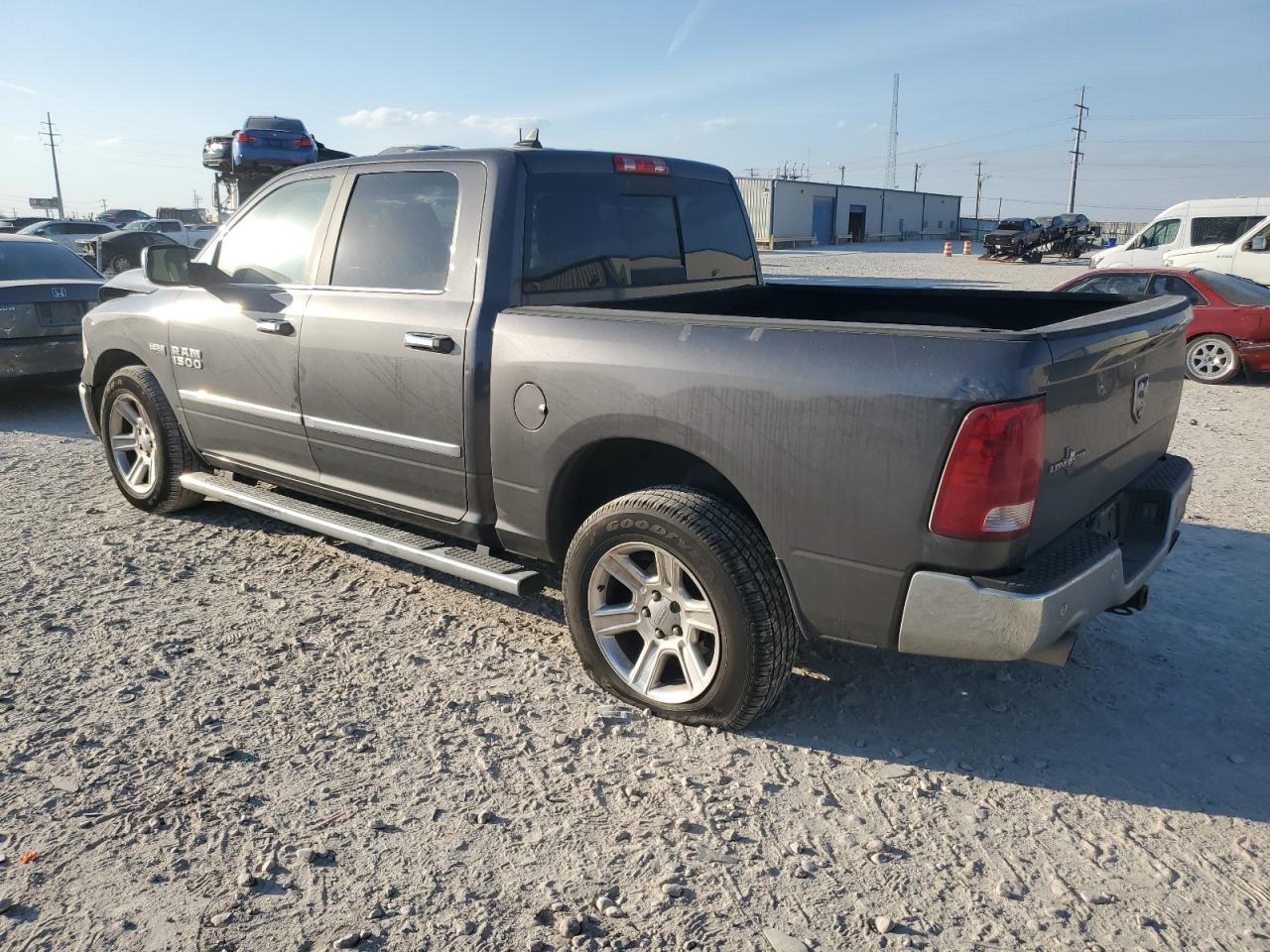 2017 RAM 1500 MPG - Image 2
