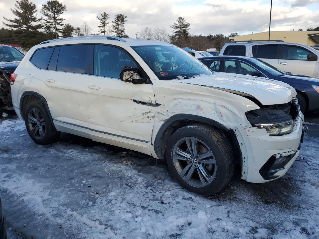 2019 VOLKSWAGEN ATLAS SE - Image 4