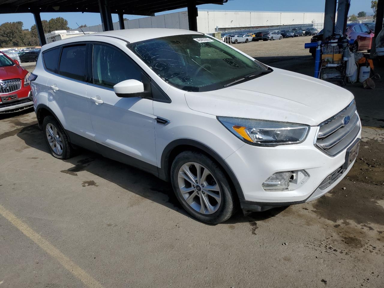 2017 FORD ESCAPE SE - Image 4