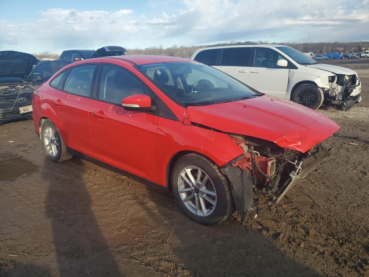 2016 FORD FOCUS SE - Фото 4