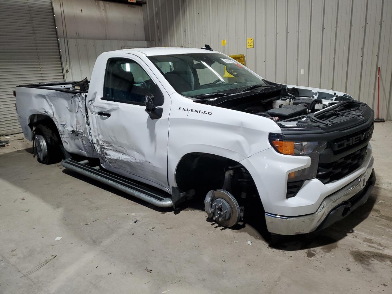 2024 CHEVROLET SILVERADO - Image 4