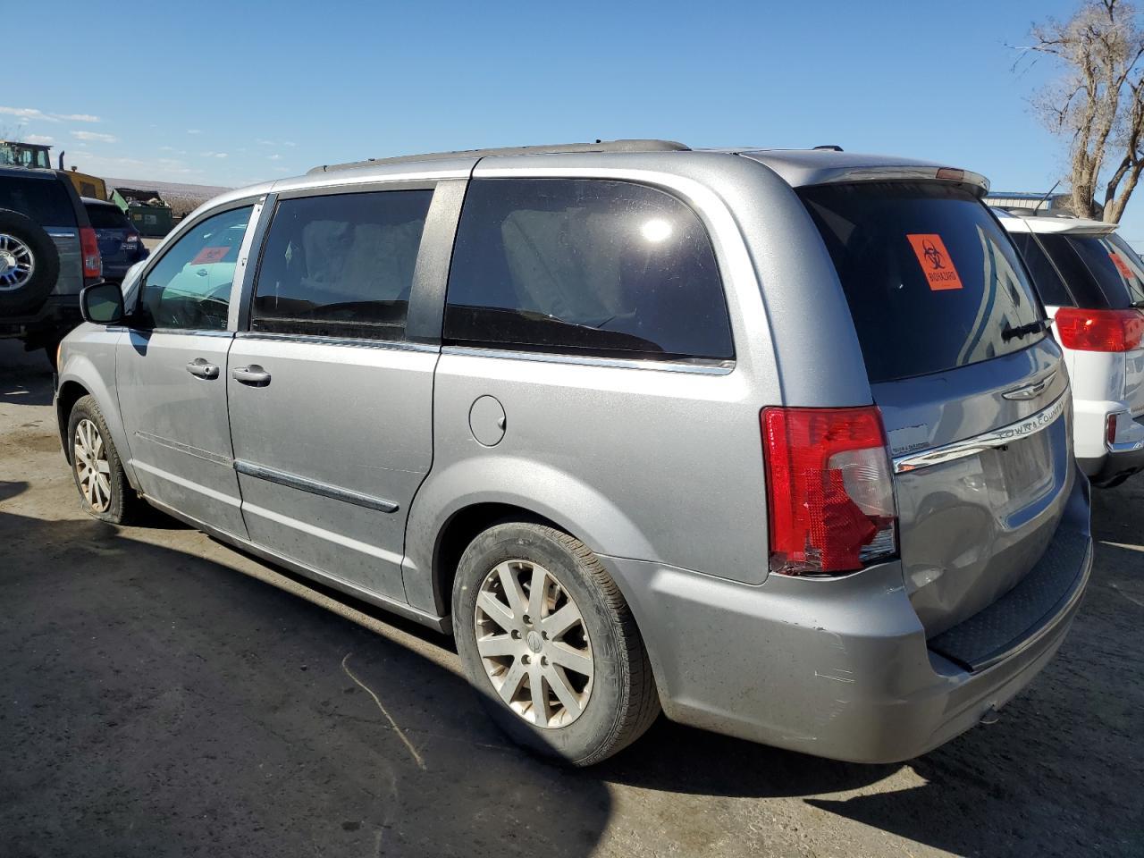 2014 CHRYSLER TOWN & COU - Фото 2