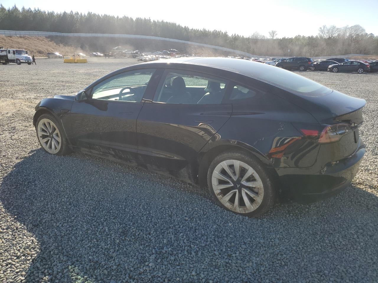 2023 TESLA MODEL 3 - Фото 2