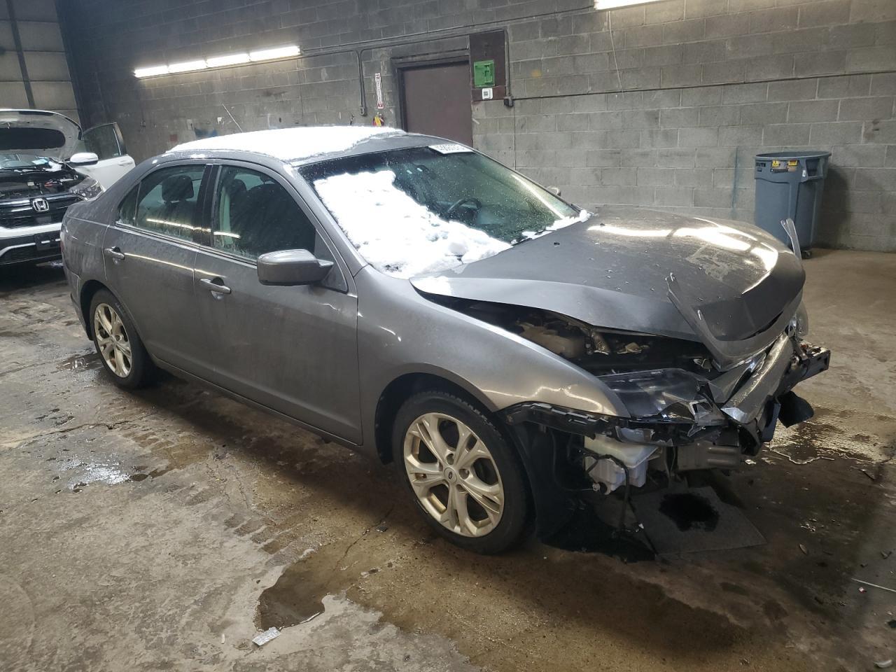 2012 FORD FUSION SE - Image 4