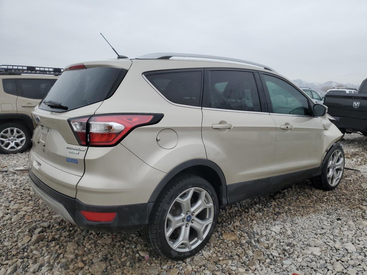 2017 FORD ESCAPE TIT - Image 3