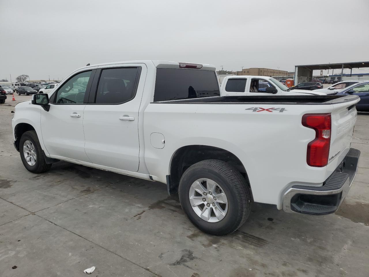 2021 CHEVROLET SILVERADO - Image 2