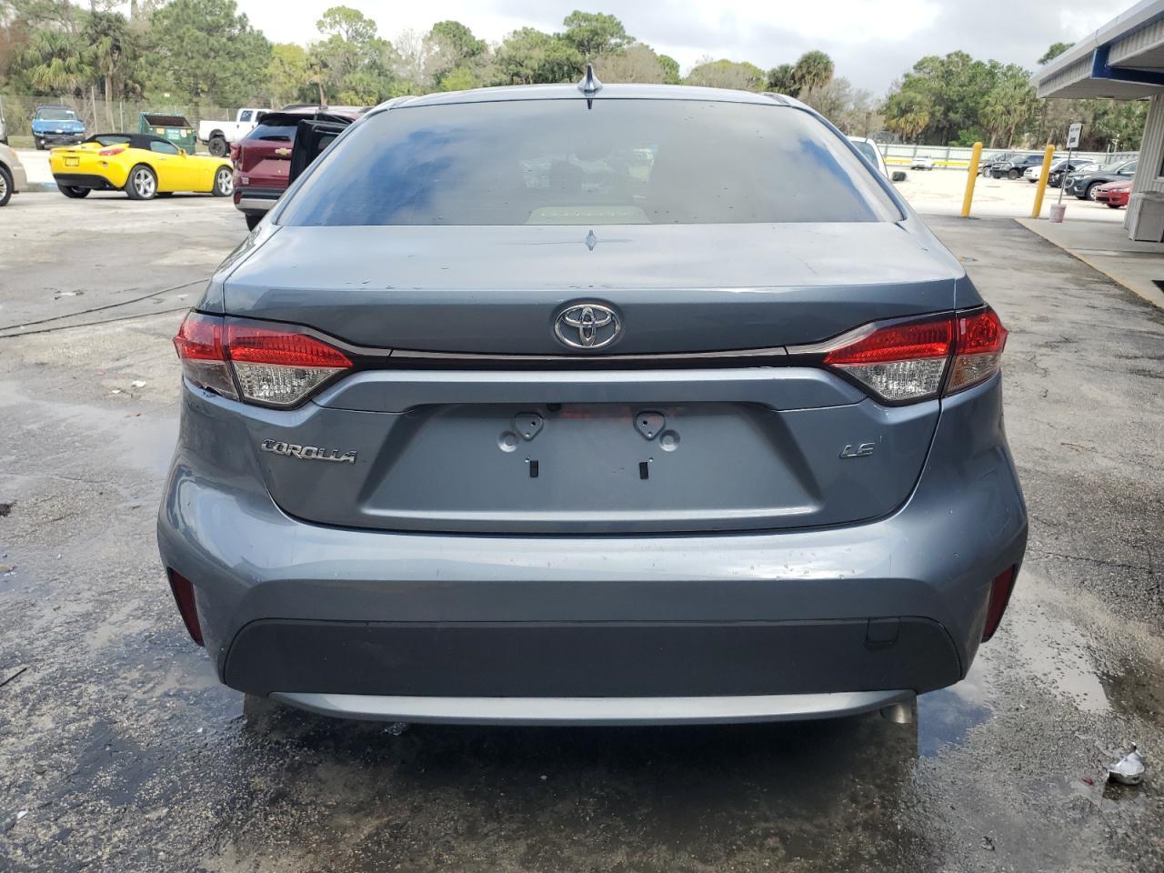 2022 TOYOTA COROLLA LE - Фото 6