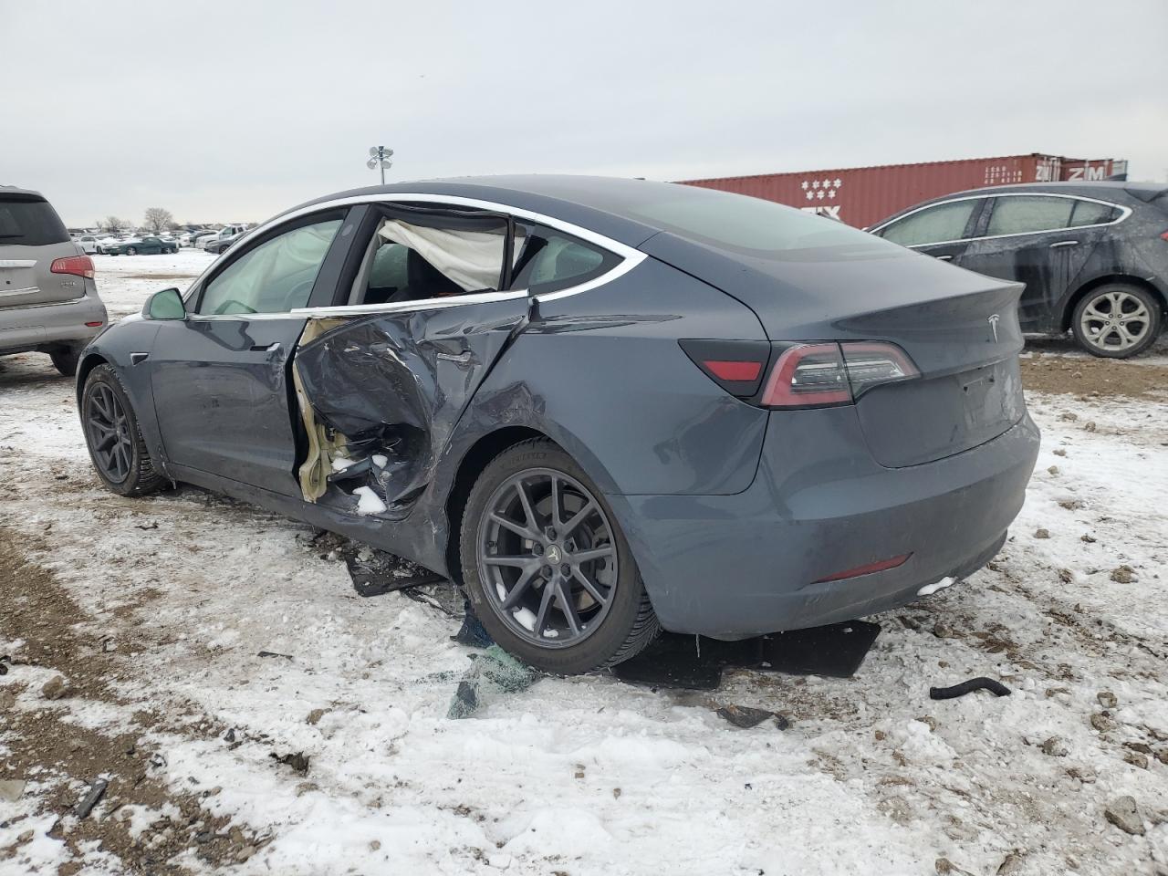 2019 TESLA MODEL 3 - Фото 2