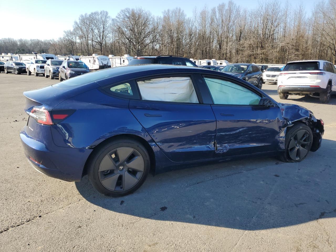 2023 TESLA MODEL 3 - Фото 3