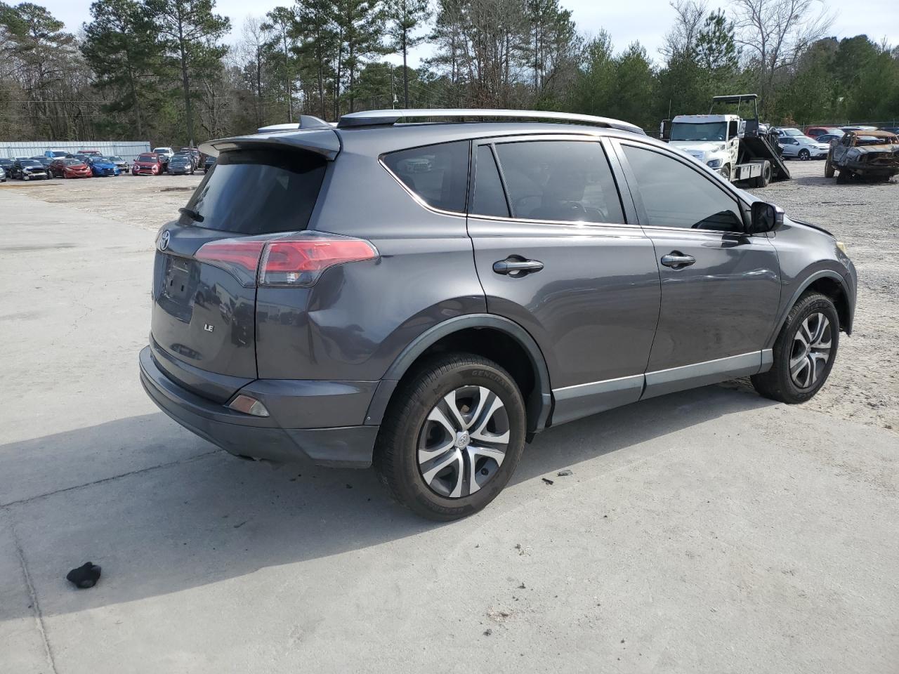 2017 TOYOTA RAV4 LE - Image 3