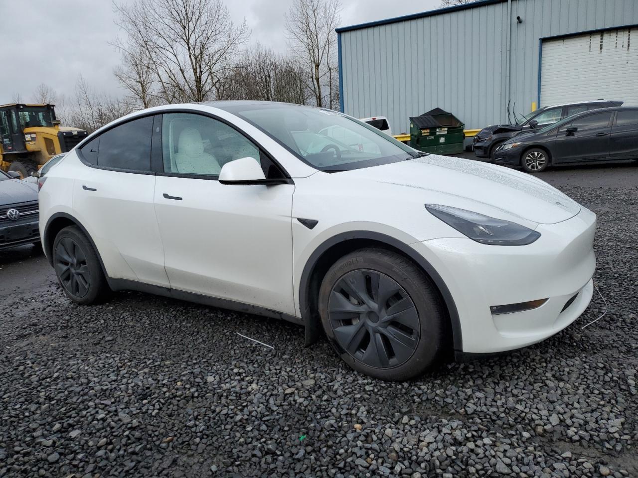 2024 TESLA MODEL Y - Фото 4
