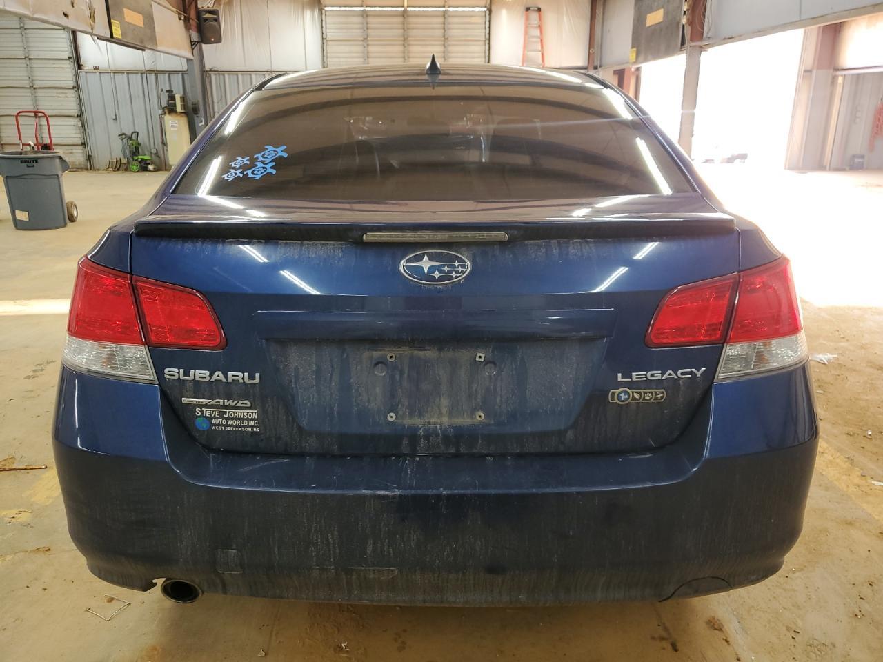 2011 SUBARU LEGACY 2.5 - Image 6