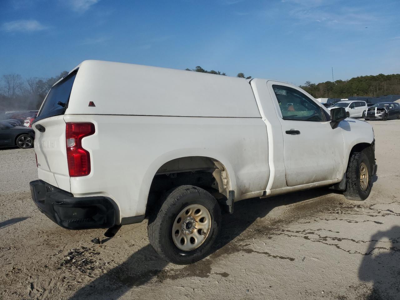 2023 CHEVROLET SILVERADO - Image 3