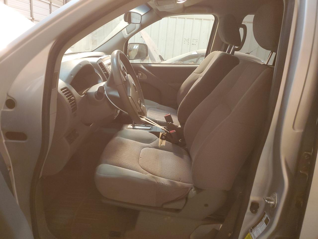2017 NISSAN FRONTIER S - Image 7