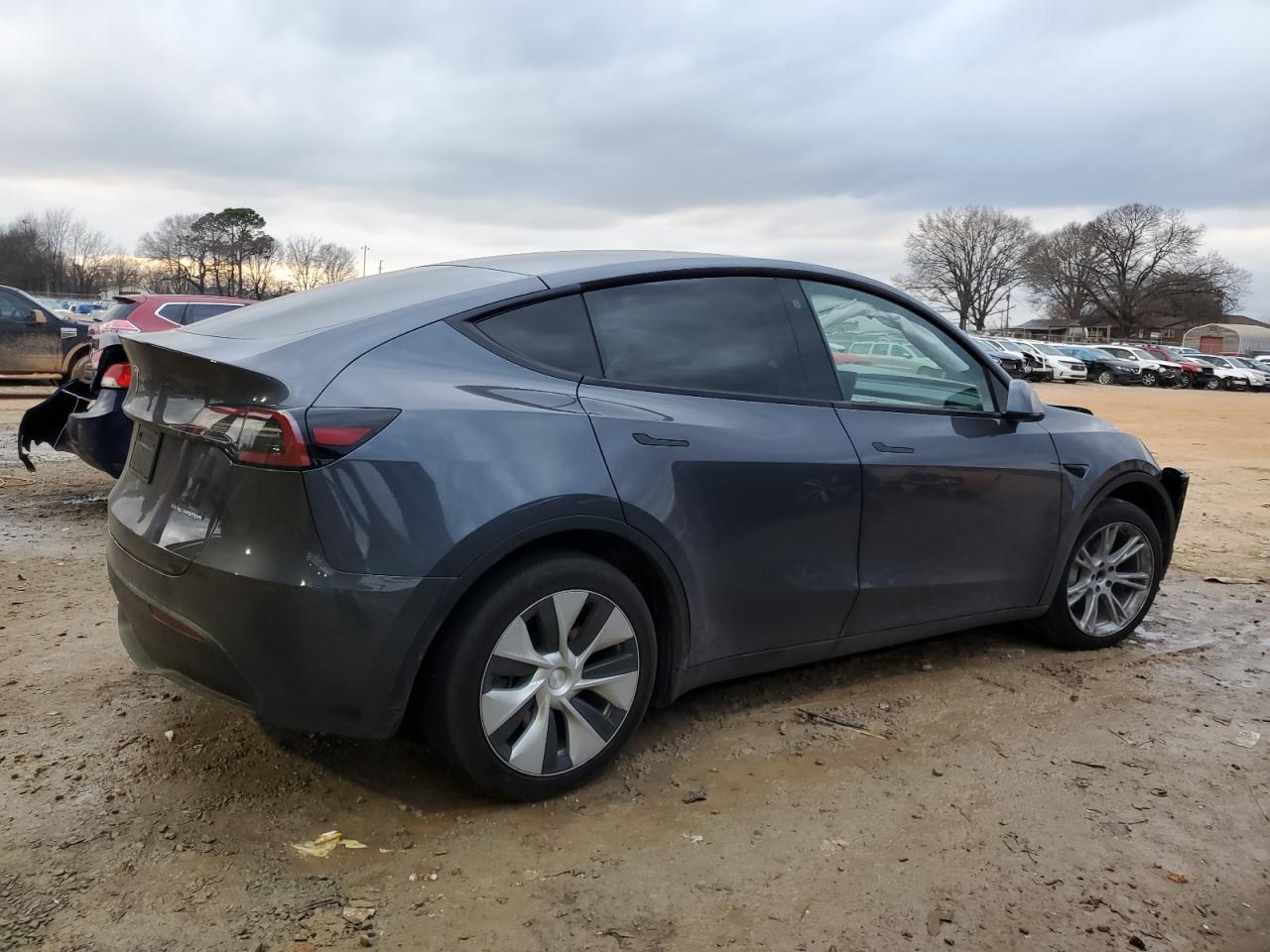 2023 TESLA MODEL Y - Image 3