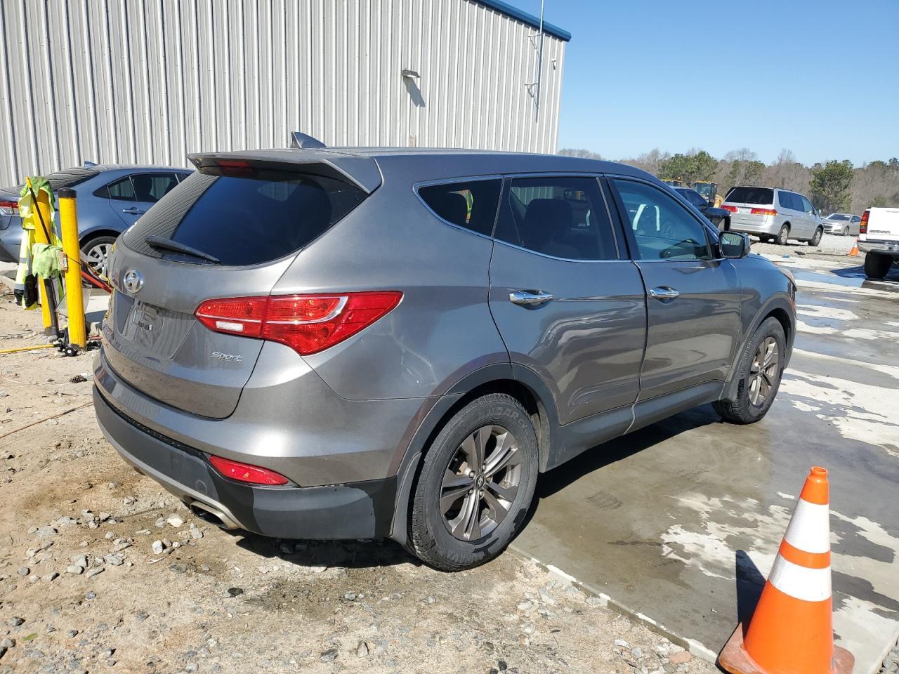2013 HYUNDAI SANTA FE S - Image 3
