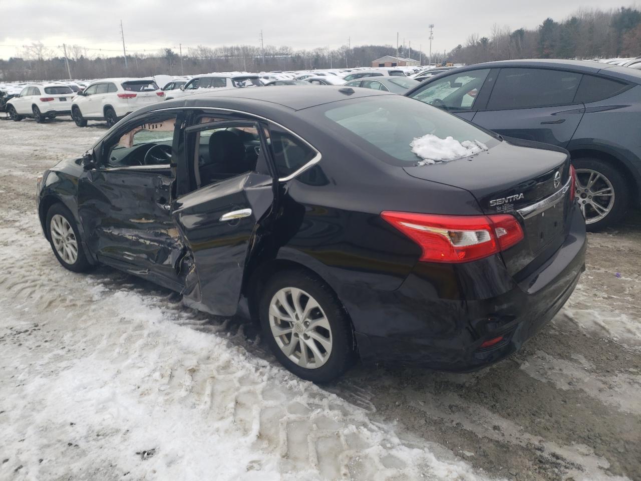 2018 NISSAN SENTRA S - Фото 2