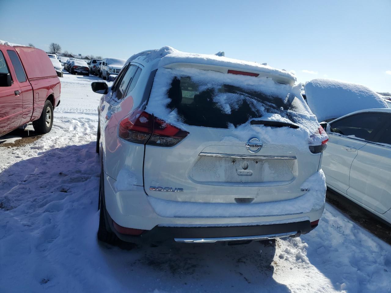 2017 NISSAN ROGUE S - Фото 6