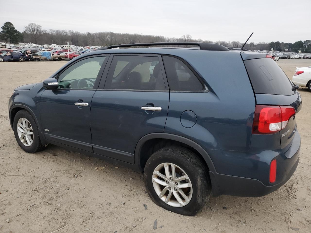 2014 KIA SORENTO LX - Image 2