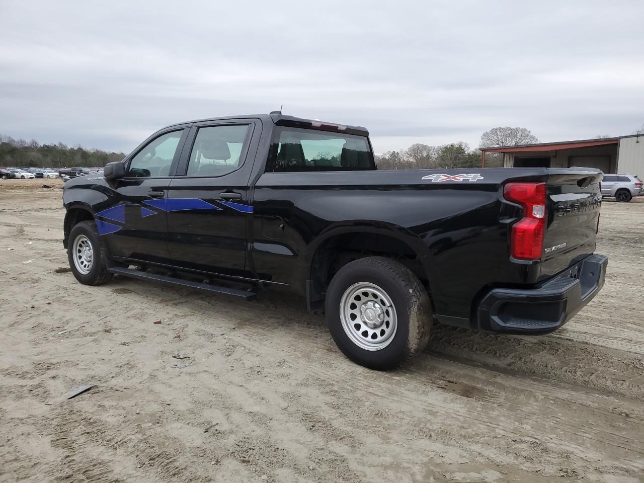 2019 CHEVROLET SILVERADO - Image 2