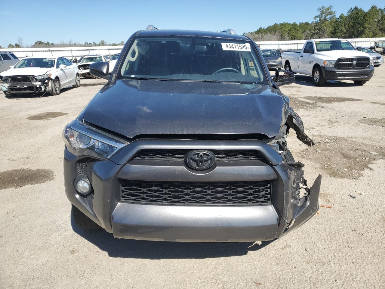 2018 TOYOTA 4RUNNER SR - Image 5