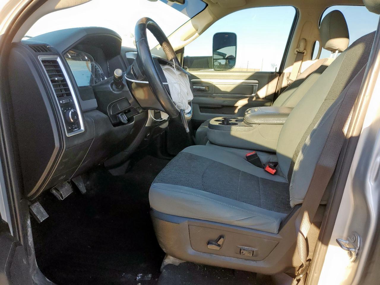 2019 RAM 1500 CLASS - Фото 7