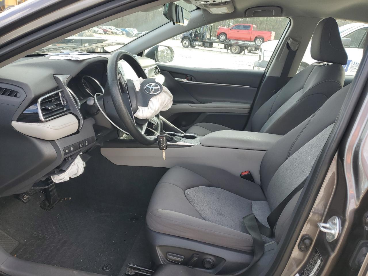 2023 TOYOTA CAMRY LE - Фото 7