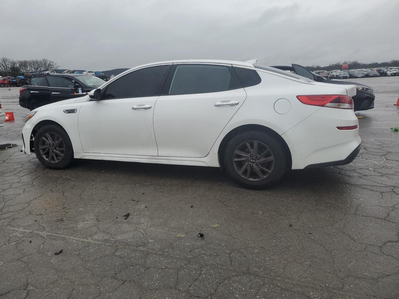 2020 KIA OPTIMA LX - Image 2